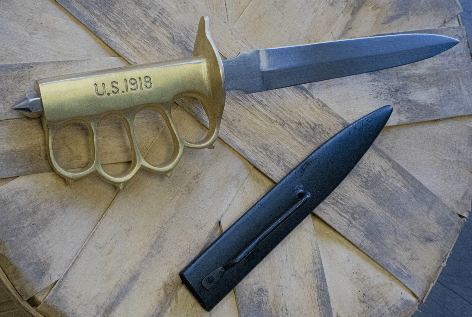 U.S. 1918 Trench Knife - Brass Knuckles Shop